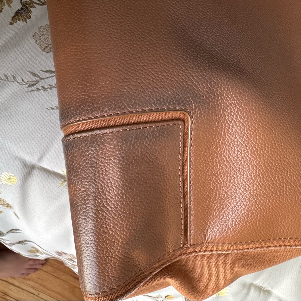 Tory Burch Shoulder Tote - Picture 8 of 16